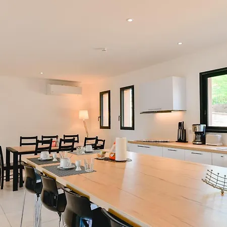 Villa Terrasse Et Piscine A L'entree De Porticcio *