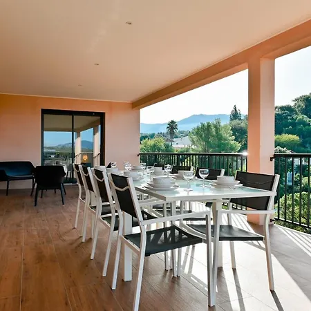 Terrasse Et Piscine A L'entree De Porticcio Villa