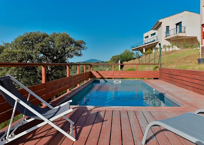 Villa Terrasse Et Piscine à L'entrée De Porticcio *